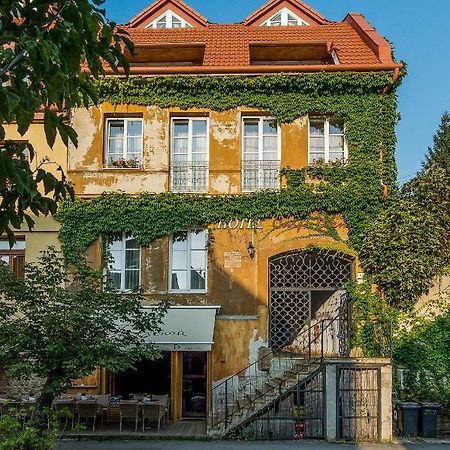 Boutique Hotel Carpe Diem Prešov Exteriör bild
