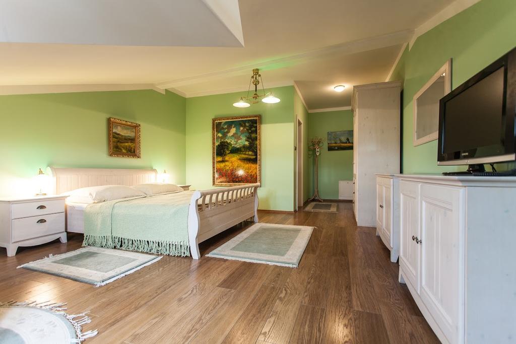 Boutique Hotel Carpe Diem Prešov Exteriör bild