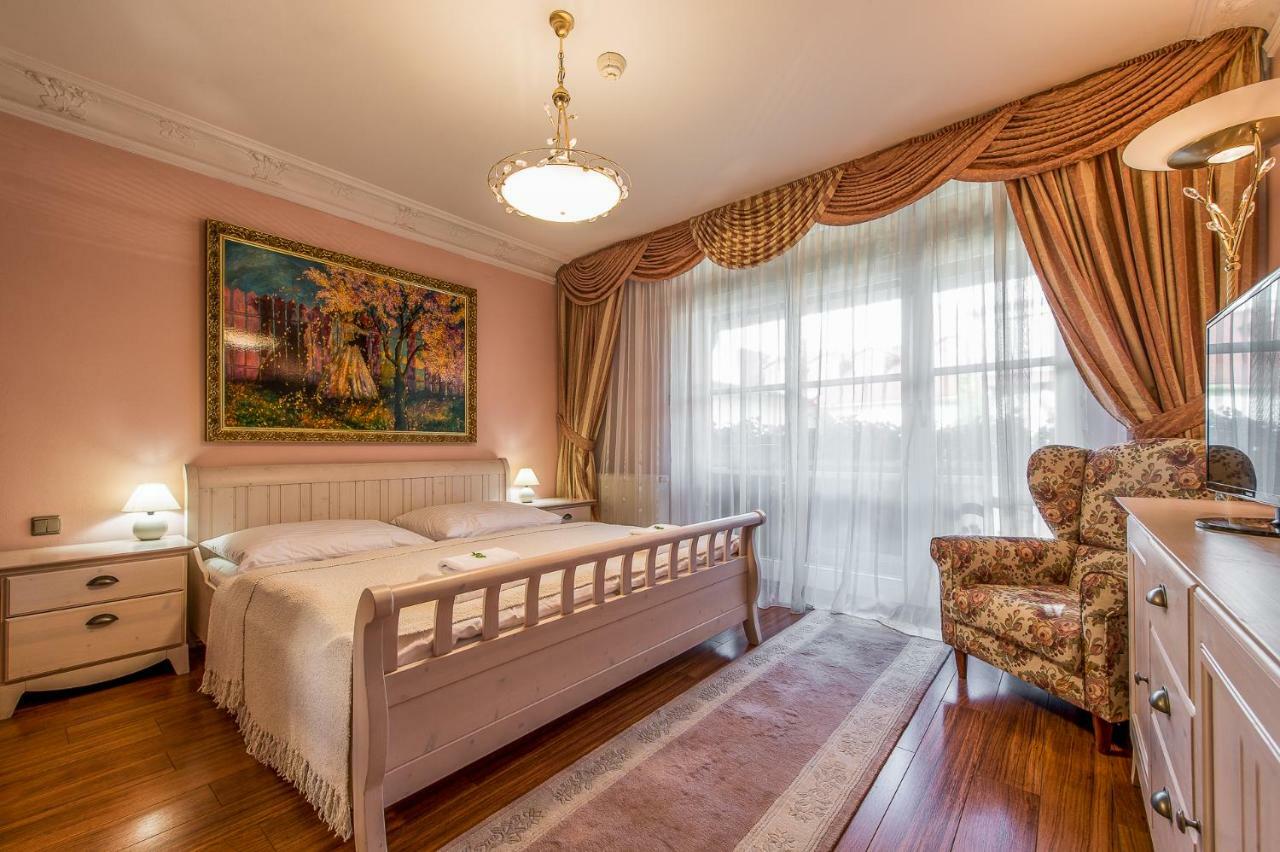 Boutique Hotel Carpe Diem Prešov Exteriör bild