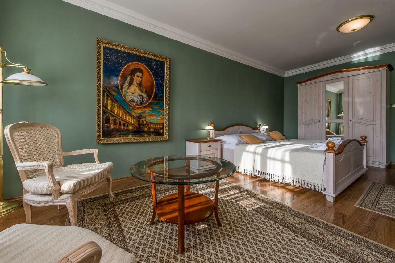 Boutique Hotel Carpe Diem Prešov Exteriör bild